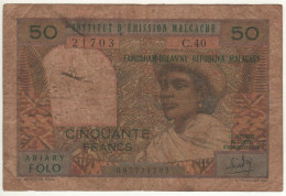 MADAGASCAR   50 Francs = 10 Ariary    P61    (ND 1969 ) - Madagaskar