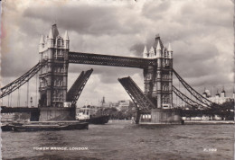 Pont De La Tour   Londres  . F.103  Tower Of London - Tower Of London