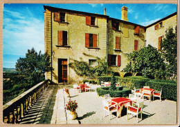 35192 / Chateau De MEYRARGUES Bouches-du-Rhone Hostellerie Terrasse Provence 1960s Cppub 12.154 - Meyrargues