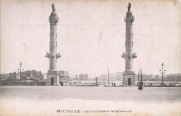 FRANCE - Bordeaux - Les Colonnes Rostrales - Carte Postale Ancienne - Bordeaux