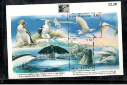 NEW ZEALAND.....1996: Michel Block 55mnh** - Hojas Bloque