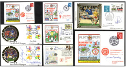 FOOTBALL Selection Of Commem Illustrated Covers Bearing Signatures Incl. Brian Clough, Bobby Robson, Dennis Law, Terry M - Sonstige & Ohne Zuordnung