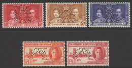 1937 Coronation & 1946 Victory Sets Perf SPECIMEN, UM. (5) Cat. £330 - Altri & Non Classificati