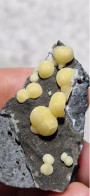 Calcite Globulare Gialla Italia - Minerali