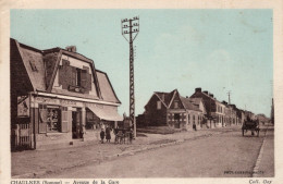 C P A - 80 -  CHAULNES  -    Avenue De La Gare , Bazar Chaulnois - Chaulnes