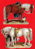 2 Chromos Découpis. Chevaux Sellés, Accompagnés D'un Chien. - Children