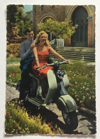 VESPA ANNI 60 CON COPPIA DI GIOVANI - VIAGGIATA FG - Motorbikes