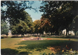 MONTS SUR GUESNES   Le Jardin Public - Monts Sur Guesnes