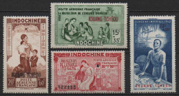 Kouang Tcheou  - 1942 - Oeuvres De L' Enfance - Quinzaine Impériale  -  PA 1 à 4  - Neufs ** - MNH - Ungebraucht