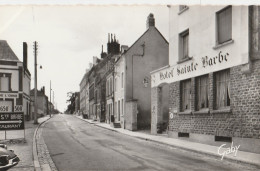 61 - Le Merlerault  -  Hôtel Ste-Barbe Et Route Paris-Granville - Le Merlerault