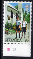 Bermuda 1979 QE2 8ct Police Service Walking Umm SG 409 ( L982 ) - Bermudes