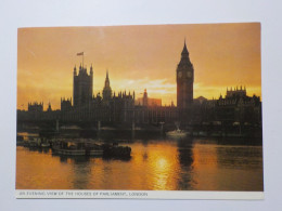 LONDON    An Evening View Of The Houses Of Parliament - Houses Of Parliament