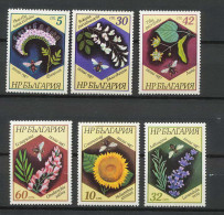 Bulgarie (Bulgaria) MNH ** 315- 3103 / 3108 Abeilles Bee Fleurs (fleur Flower Flowers) - Abeilles