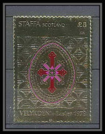 222 Staffa Scotland OR Gold Stamps 8£ VELIKDEN EASTER Paques 1979 - Scotland
