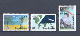 Barbuda 401 - N° 808/10 Espace (space) Comète De Halley Comet Cote 10 MNH ** - Oceanië
