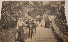 PYRENEES MARCHANDES DE BOIS CC 1045 - Street Merchants