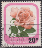 1980 Neuseeland ° Mi:NZ 815, Sn:NZ 718, Yt:NZ 777, 20c Surcharge On 7c, Rose - "Michele Meilland" - Gebruikt