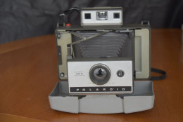 Ancien Appareil Photo POLAROID Automatic 320 à Soufflet - Type Pack 100 - Fotoapparate