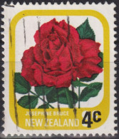 1979 Neuseeland ° Mi:NZ 787, Sn:NZ 693, Yt:NZ 750, 4c Surcharge On 8c, Rose - "Josephine Bruce" - Usati