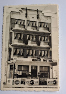 Cpa Oostduinkerke  Bains , Hotel De La Digue ,  M Hernay , Voir Pub Pils Lamot Et Martini - Oostduinkerke