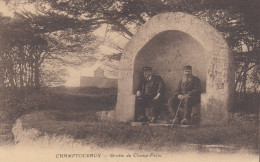 CHAMPTOCEAUX (Maine-et-Loire): Grotte Du Champ-Pallu - Champtoceaux