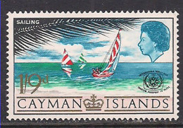 Cayman Islands 1967 QE2 1/9 Sailing MLH SG 208 ( M927 ) - Iles Caïmans