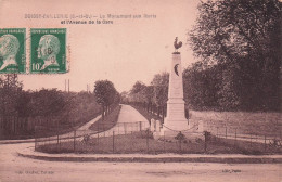 BOISSY L'AILLERIE- Le Monument Aux Morts Et L'avenue De La Gare - Boissy-l'Aillerie