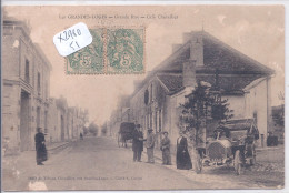 LES GRANDES-LOGES- GRANDE RUE- CAFE CHEVALLIER- UNE BETTE AUTOMOBILE - Andere & Zonder Classificatie