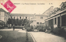 CPA Champigny Sur Marne-La Maison Commune-Les Jardins-4972-Timbre        L2633 - Champigny