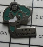 1417 Pin's Pins / Beau Et Rare / SPORTS / RUGBY CLUB FCT CHEZ PIERROT - Rugby