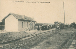 50 CHAMPEAUX - LA GARE A L'ARRIVEE D'UN TRAIN D'AVRANCHES - TOP RARE - Andere & Zonder Classificatie