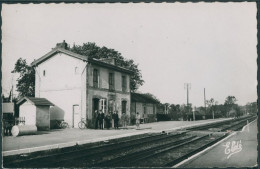 50 CARANTILLY - LA GARE - CPSM - SUPERBE - Other & Unclassified