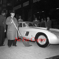 Photo Ferrari 375 MM En 1954,Salon De L'auto à Paris Au Grand Palais, Modèle Unique Pour Ingrid Bergman - Auto's