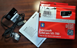 MICROSOFT LIFECAM VX-700 WEBCAM CON MICROFONO INCORPORATO MAI USATA ADATTA  PER TUTTI I PC - Caméscope