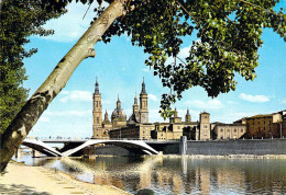 Saragosse - L'Ebre Et Pont De Santiago - Au Fond, El Pilar - Zaragoza