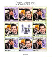 A9099 - Mozambique - ERROR MISPERF Stamp Sheet - 2022  Magnus Carlsen, Chess - Echecs