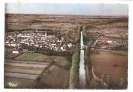 Cp, 47, DAMAZAN, Vue Générale Aérienne Et Perspective Sur Le Canal, Voyagée 1955, éd. CIM. - Damazan