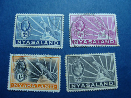 NYASALAND LOT DE 4 TIMBRES OBLITERES - Autres - Afrique