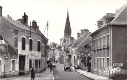 45 BEAUNE LA ROLANDE - La Rue Roland. 1964 - Beaune-la-Rolande