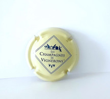 Capsules Ou Plaques De Muselet CHAMPAGNE Les CHAMPAGNES De VIGNERONS - Colecciones