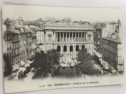 CPA Précurseur - 13 - MARSEILLE - Jardin De La Bourse - LP 66  Légèrement Bleutée - Parques, Jardines