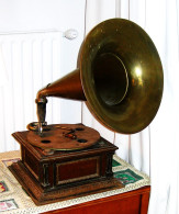 Phonographe Monarque De La Compagnie Des Gramophone - 78 T - Disques Pour Gramophone