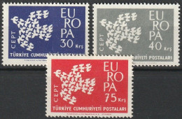 1961 // 1820/1822 ** - Unused Stamps