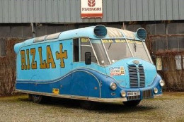 Delahaye Camion Avec  Publicité Pour RIZLA Sur Le Tour De France 1959  - 15x10cms  PHOTO - Vrachtwagens En LGV