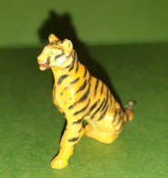 JOUET ANCIEN / FIGURINES / FIGURINE CLAIRET / ZOO / TIGRE ASSIS / MARQUÉE FRANCOIS CLAIRET - Autres & Non Classés