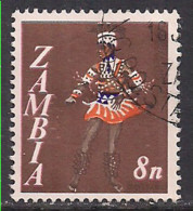 Zambia 1968 QE2 8n Dancer Used SG 133 ( M1203 ) - Zambia (1965-...)