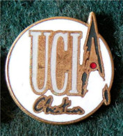 PIN'S " U.C.I. " CHARTRES CATHÉDRALE _DP75 - Administrations
