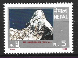 NEPAL. N°471 De 1989. Mont Amadablam. - Montañas