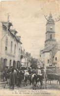 CPA VANNES - LA PLACE DE LA PREFECTURE LA RUE DES FONTAINES ET L'EGLISE SAINT PATERN - Vannes