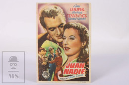 Original 1949 Give A Girl A Break / Movie Advt Brochure - Frank Capra - Gary Cooper, Barbara Stanwyck- 13,5 X 9 Cm - Cinema Advertisement